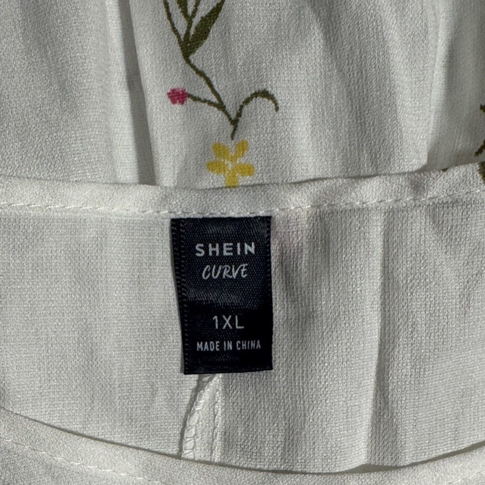 Floral Embroidered White Peplum Blouse by SHEIN Size 1X Curve - Picture 11 of 13